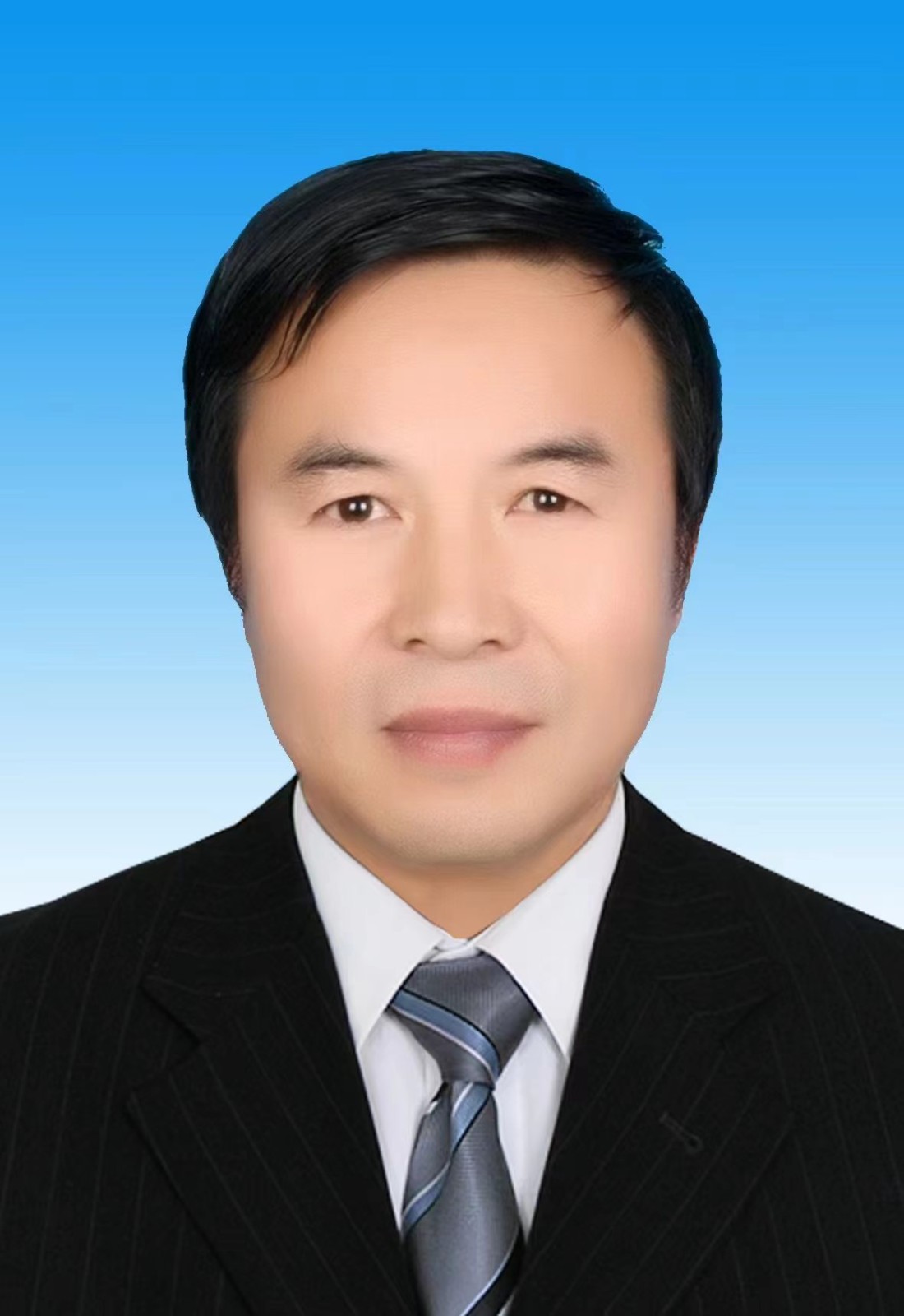 王建华